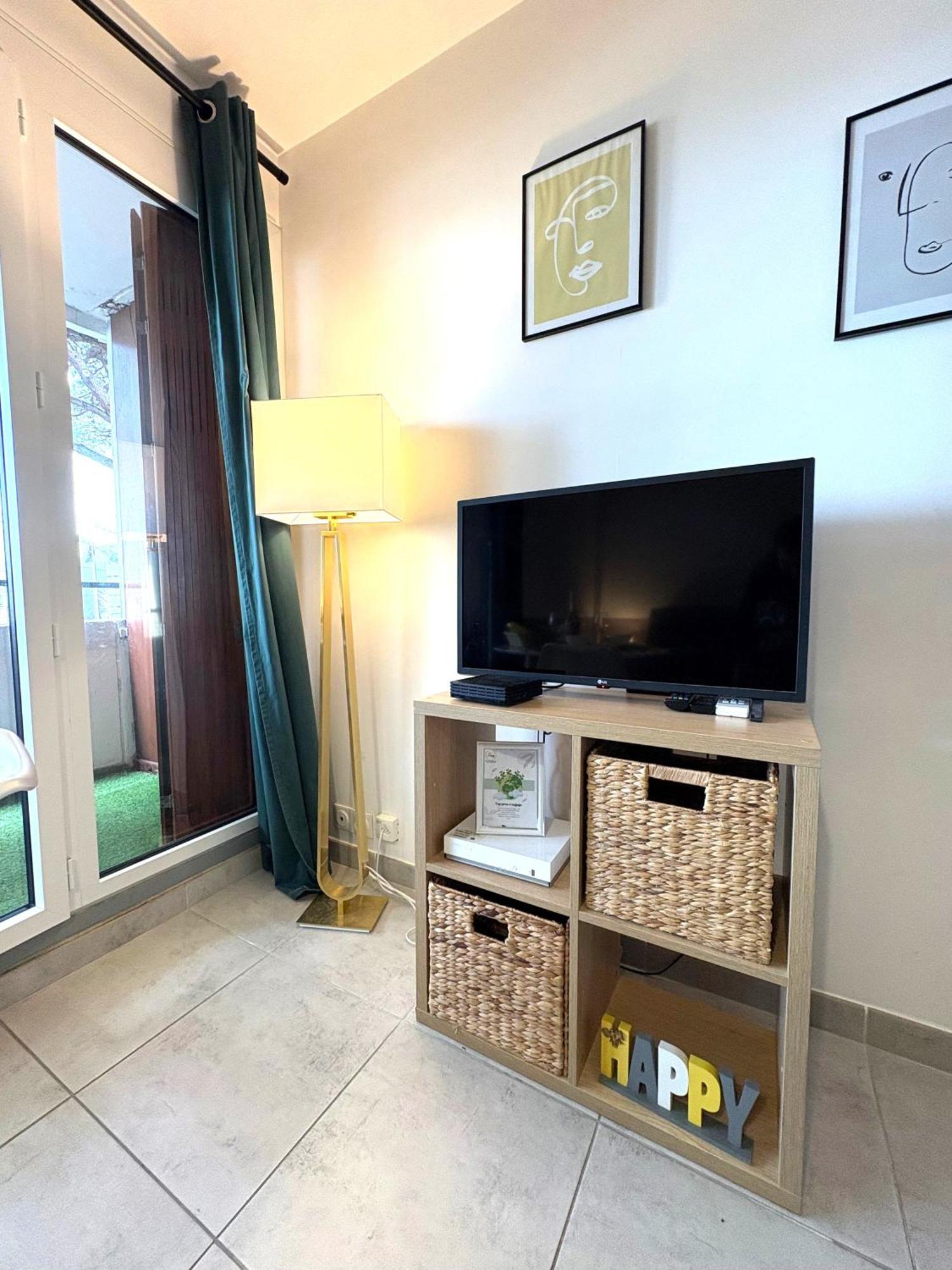 לה גרנד מוט L'Amazone Studio Plein Centre Plages A 2Min Clim Wifi Sur Le Port - Top Prosconciergerie- מראה חיצוני תמונה
